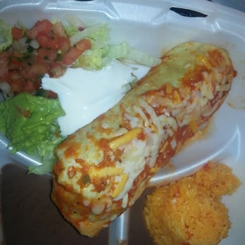 El Rinconcito Cafe - Chicken burrito. - Salvadoran Near Me - Washington, DC, District of Columbia El Rinconcito Cafe - Chicken burrito. - Salvadoran Near Me - Washington, DC, District of Columbia