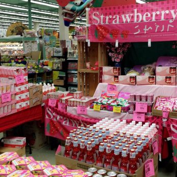 Uwajimaya - STRAWBERRY THEME - International Grocery Near Me - Seattle, Washington
