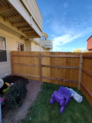 install fence - This single father needed a safe space for his daughters to play in while he's working from home.