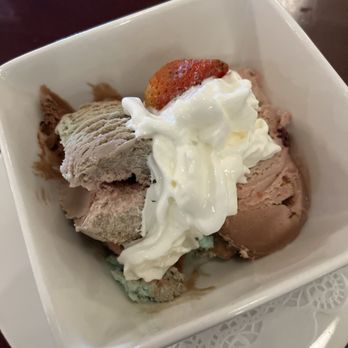 Bucatino Trattoria Romana - The Spumoni! - Bars Near Me - Lafayette, Colorado