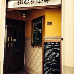 Momos - Ingresso e menù del giorno