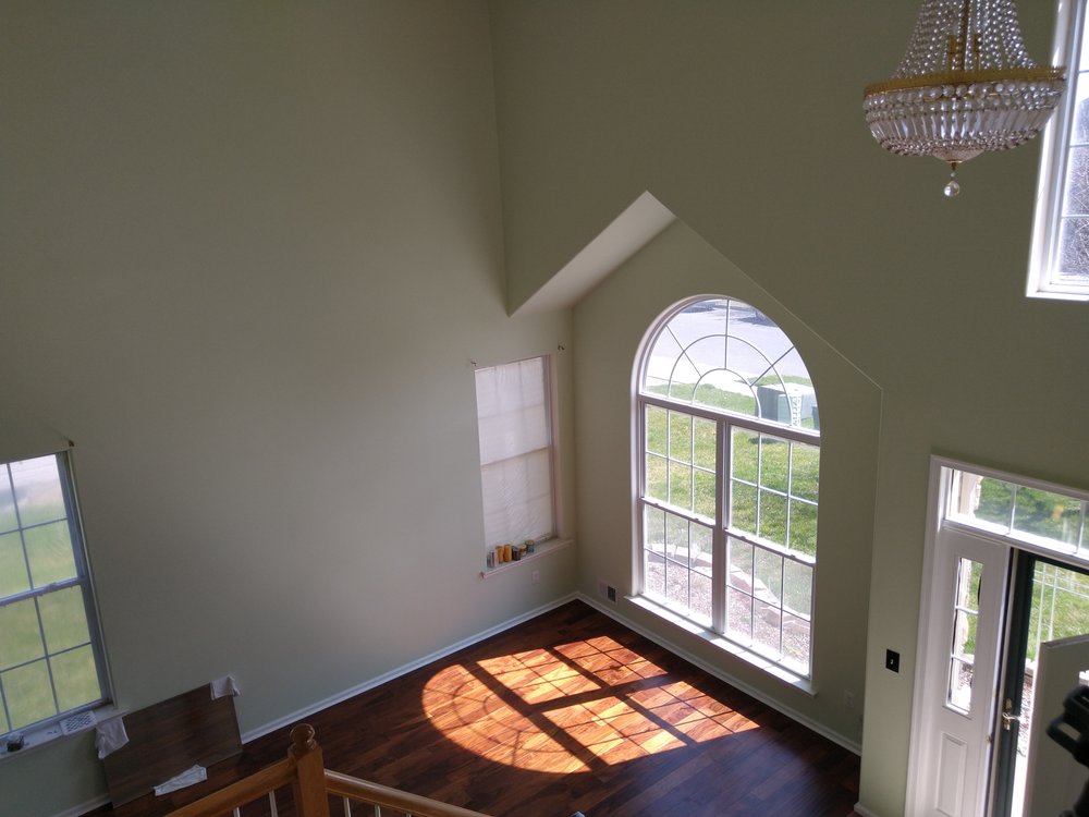 Slide of Mikes Discount Handyman