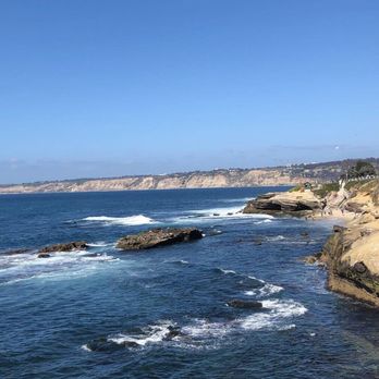 La Jolla Cove - Rocky cliffs - Parks Near Me - La Jolla, California La Jolla Cove - Rocky cliffs - Parks Near Me - La Jolla, California