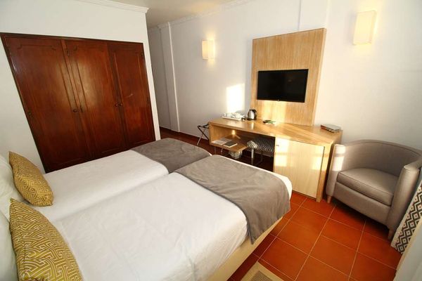 Best Western Hotel Dom Bernardo by null