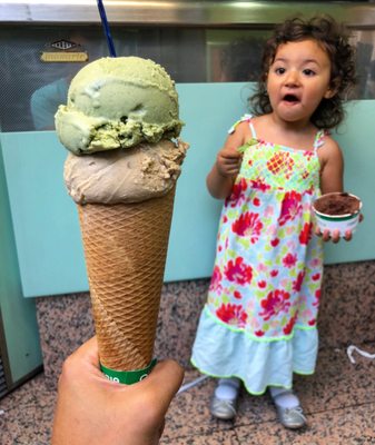 Orxateria i Torrons Sirvent by null