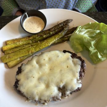 The Lighthouse - Bun-less cheeseburger - New American Near Me - Seneca, South Carolina The Lighthouse - Bun-less cheeseburger - New American Near Me - Seneca, South Carolina