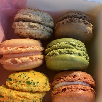 Le Macaron French Pastries - Box of 6 - Coffee & Tea Near Me - Atlanta, Georgia Le Macaron French Pastries - Box of 6 - Coffee & Tea Near Me - Atlanta, Georgia