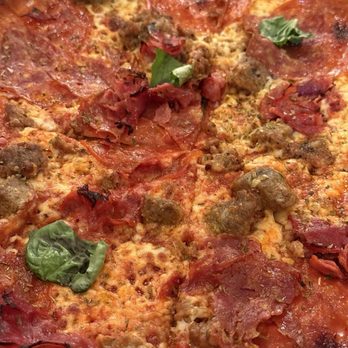 Cenzo's Pizza & Deli - Pizza Near Me - Dallas, Texas