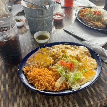 Andele's Dog House - Enchiladas 1/2 Side of Refried Beans and 1/2 Side of Rice - Mexican Near Me - Las Cruces, New Mexico