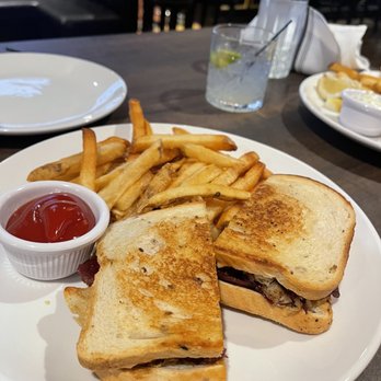 A.T. O'Keeffe's - Reuben - Irish Pub Near Me - Boston, Massachusetts A.T. O'Keeffe's - Reuben - Irish Pub Near Me - Boston, Massachusetts