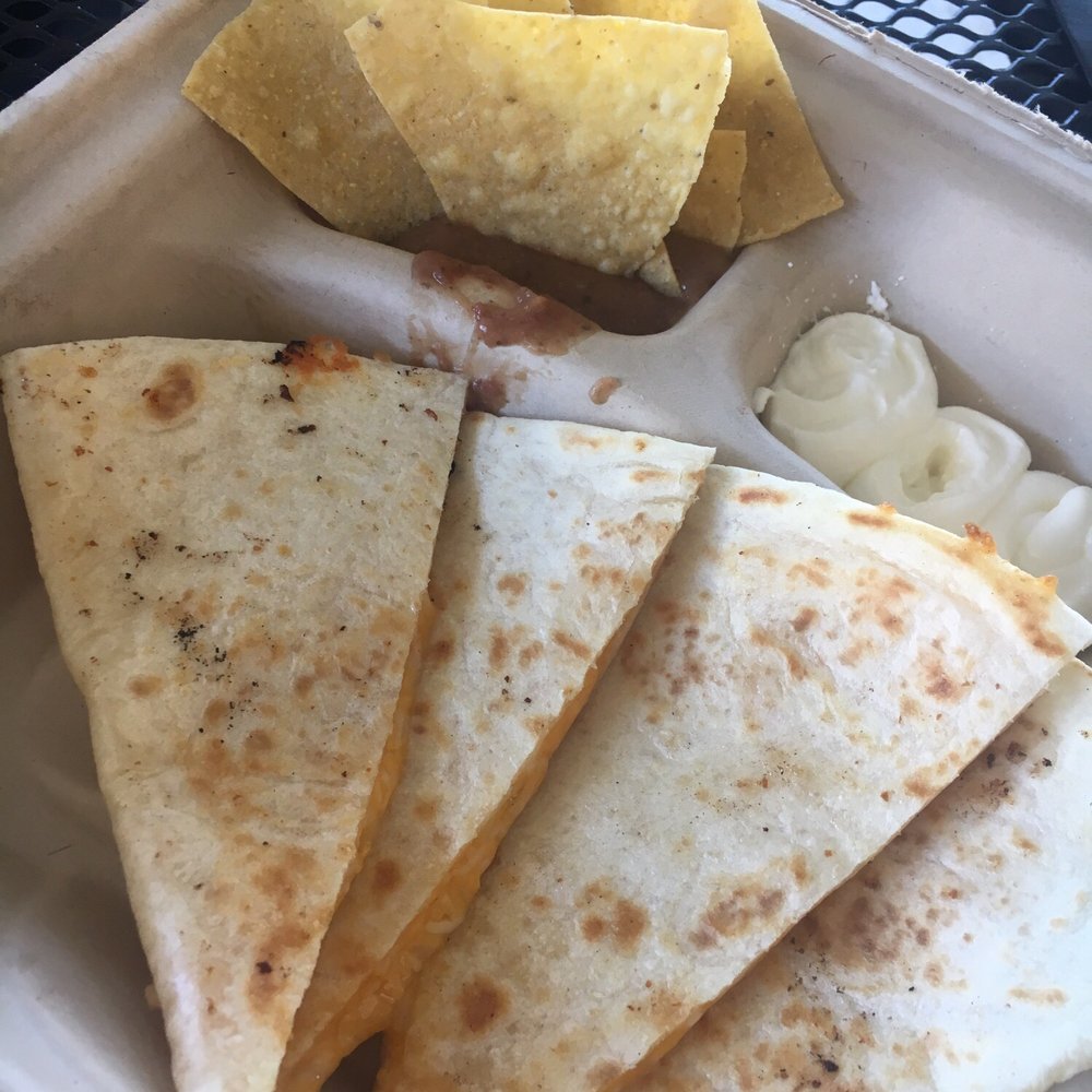 Vagón - Cheese quesadilla - Mexican Near Me - Dorado, Puerto Rico