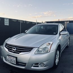 (Self service) car wash - for all vehicles (Self service) car wash - for all vehicles