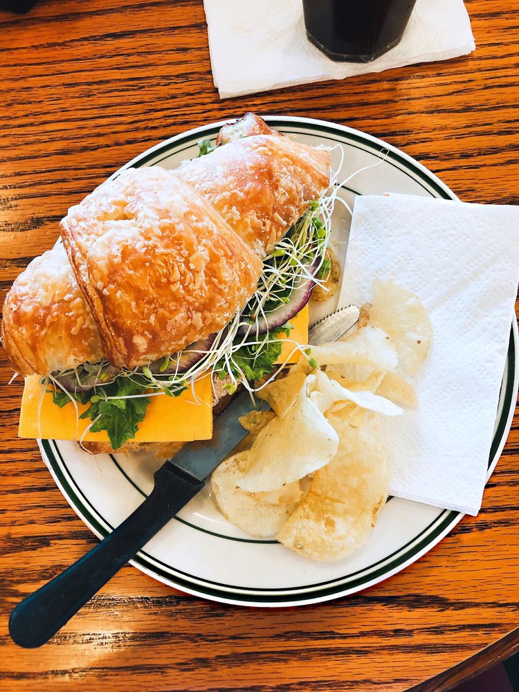 CHOWDER HOUSE 126 Photos & 187 Reviews 206 Eagle Ave, Fairbanks, AK