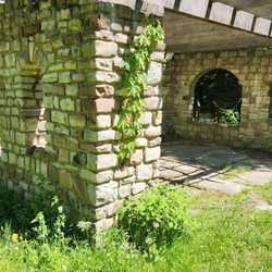 Emery Park - Ruins
