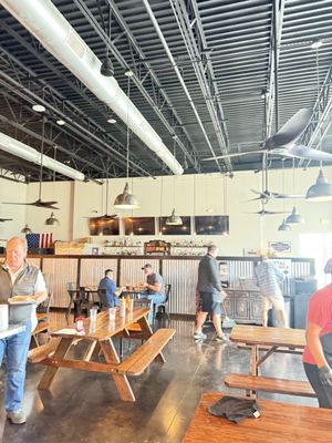 Brett's BBQ Shop by null