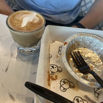 The Aussie Grind Provisions  - A finished pie - Cafes Near Me - Farmers Branch, Texas