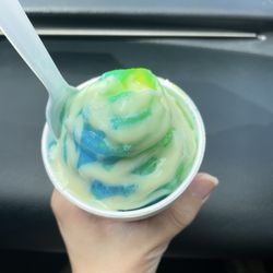 SnoCone Love - Half banana and blue coconut with sweet cream