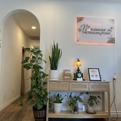 The Healing Point Massage - Reception