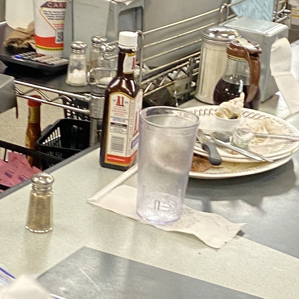 Waffle House - Dirty dishes on counter where you order food - Breakfast & Brunch Near Me - Laurinburg, North Carolina Waffle House - Dirty dishes on counter where you order food - Breakfast & Brunch Near Me - Laurinburg, North Carolina