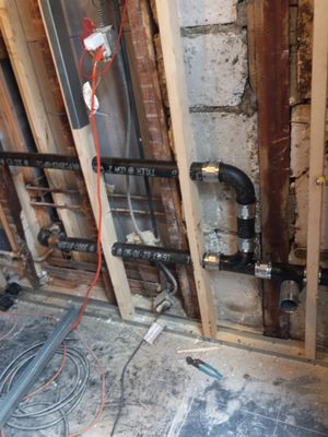 Y&R Plumbing & General Construction Logo