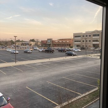 Chicago Marriott Suites Deerfield - Parking lot - Hotels Near Me - Deerfield, Illinois Chicago Marriott Suites Deerfield - Parking lot - Hotels Near Me - Deerfield, Illinois