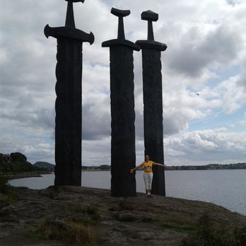 Sverd i Fjell - Landmarks & Historical Buildings Near Me - Hafrsfjord, 11