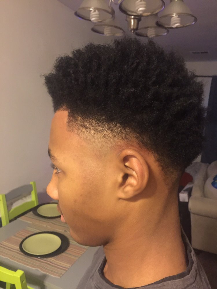 TOP STYLES BEAUTY SALON Updated October 2024 5900 N Illinois St