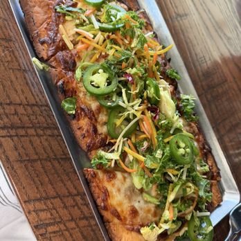 drafthouse - Flatbread - Gastropubs Near Me - Janesville, Wisconsin