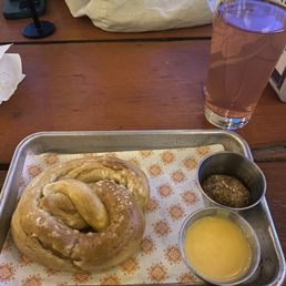 Pretzel and seltzer pint