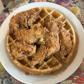 Brewed - Chicken N' Waffle - Coffee & Tea Near Me - Fort Worth, Texas