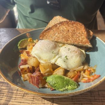 First Watch - Farmhouse skillet - Breakfast & Brunch Near Me - Smyrna, Tennessee