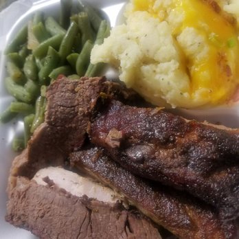 Brookstreet Bar-B-Que - Barbeque Near Me - Houston, Texas