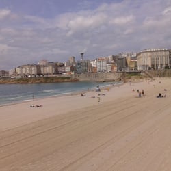 Playa del Orzán - De agua turbia y fría