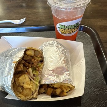 Munch N Brunch Waikiki - Breakfast hangover and lemonade - Tacos Near Me - Honolulu, Hawaii Munch N Brunch Waikiki - Breakfast hangover and lemonade - Tacos Near Me - Honolulu, Hawaii