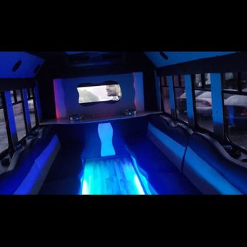 Premier Limousines - 18 Passenger Party Bus - Limos Near Me Premier Limousines - 18 Passenger Party Bus - Limos Near Me