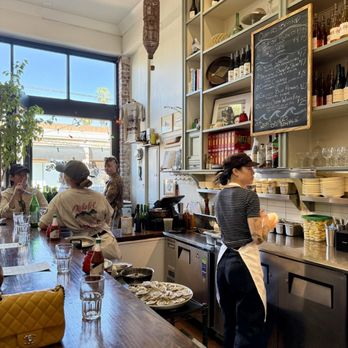 Found Oyster - Bar counter - Seafood Near Me - Los Angeles, California Found Oyster - Bar counter - Seafood Near Me - Los Angeles, California