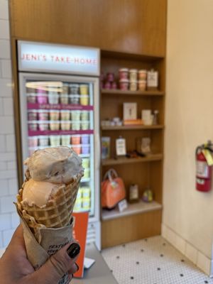 Jeni's Splendid Ice Creams by null