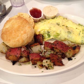 The Buttered Biscuit - Broccoli & White Cheddar Omelette - New American Near Me - Bradley Beach, New Jersey