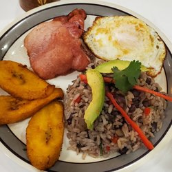 El Paraiso - Gallo Pinto