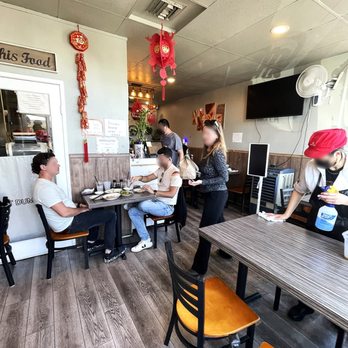 Meet Dumpling - Inside - Chinese Near Me - San Diego, California