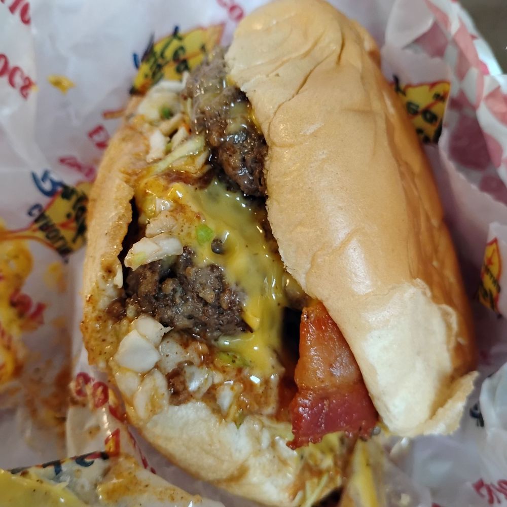 Hot Dog and Hamburger Haven - Burgers Near Me - Dunn, North Carolina