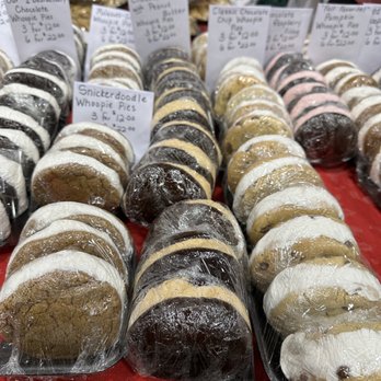 Christmas Market - Whoopie pies - Flea Markets Near Me - Virginia Beach, Virginia Christmas Market - Whoopie pies - Flea Markets Near Me - Virginia Beach, Virginia