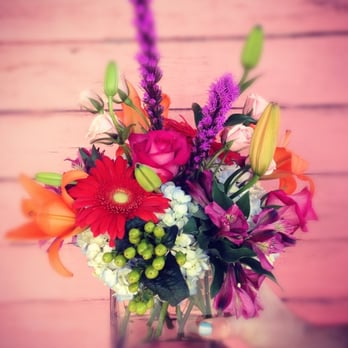 Harkins - Number 8
A bright, and colorful cube arrangement - Florists Near Me - New Orleans, Louisiana Harkins - Number 8
A bright, and colorful cube arrangement - Florists Near Me - New Orleans, Louisiana