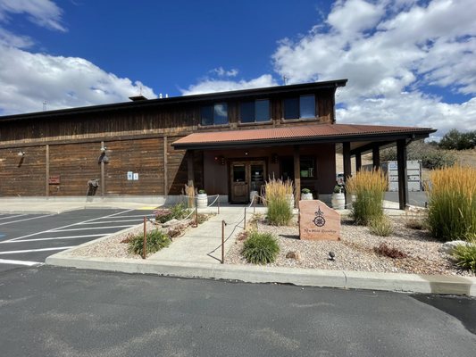 New World Distillery by null