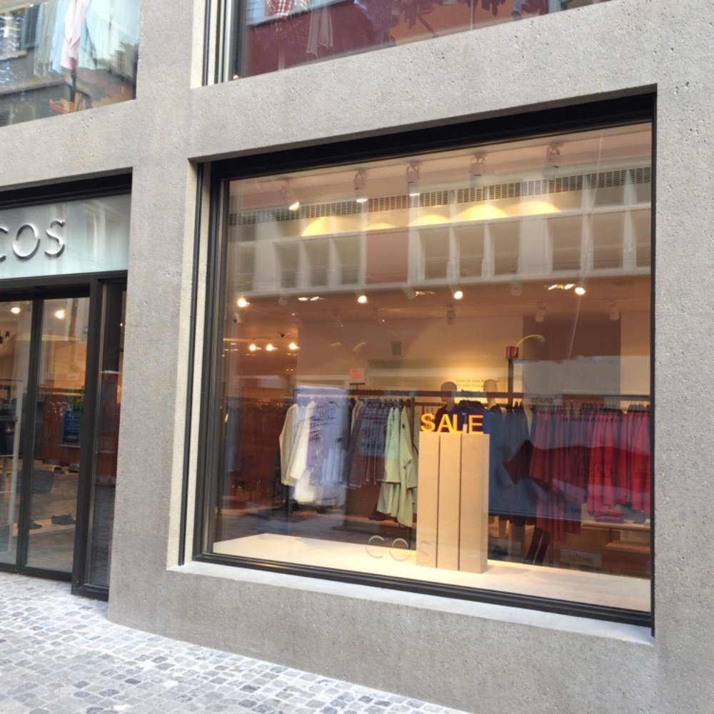 COS - Men's Clothing Near Me - Zürich, ZH