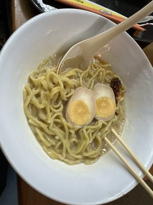 YOSHI-YA RAMEN by null