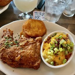 Fried chicken, honey biscuit and loaded mashed potatoes Fried chicken, honey biscuit and loaded mashed potatoes