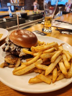 Applebee's Grill + Bar by null