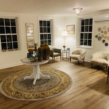 The Millbrook Inn - Bed & Breakfast Near Me - Millbrook, New York