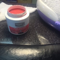 L A Nails - The DIY polish remover she put in front of me and told me to remove my polish. The sponge was ripped and it looked old.